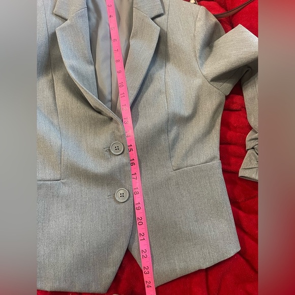 Express Gray Blazer with Ruched Sleeves size 4 - Picture 7 of 7